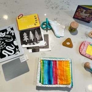 LOVEVERY The Charmer Play Kit Months 3-4